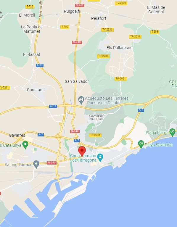 Servicios de Carpintería, reparaciones y muebles a medida. Carpintero Profesional y económico. Carpintero Tarragona